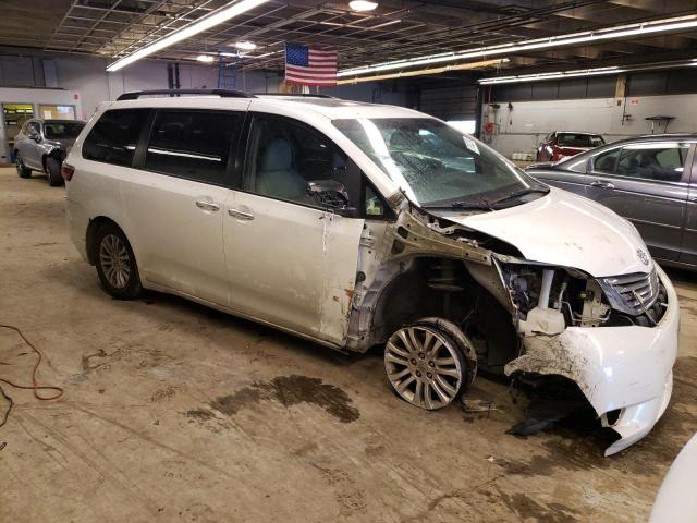 Photo 3 VIN: 1GTGK29R3WE526057 - GMC SIENNA XLE 