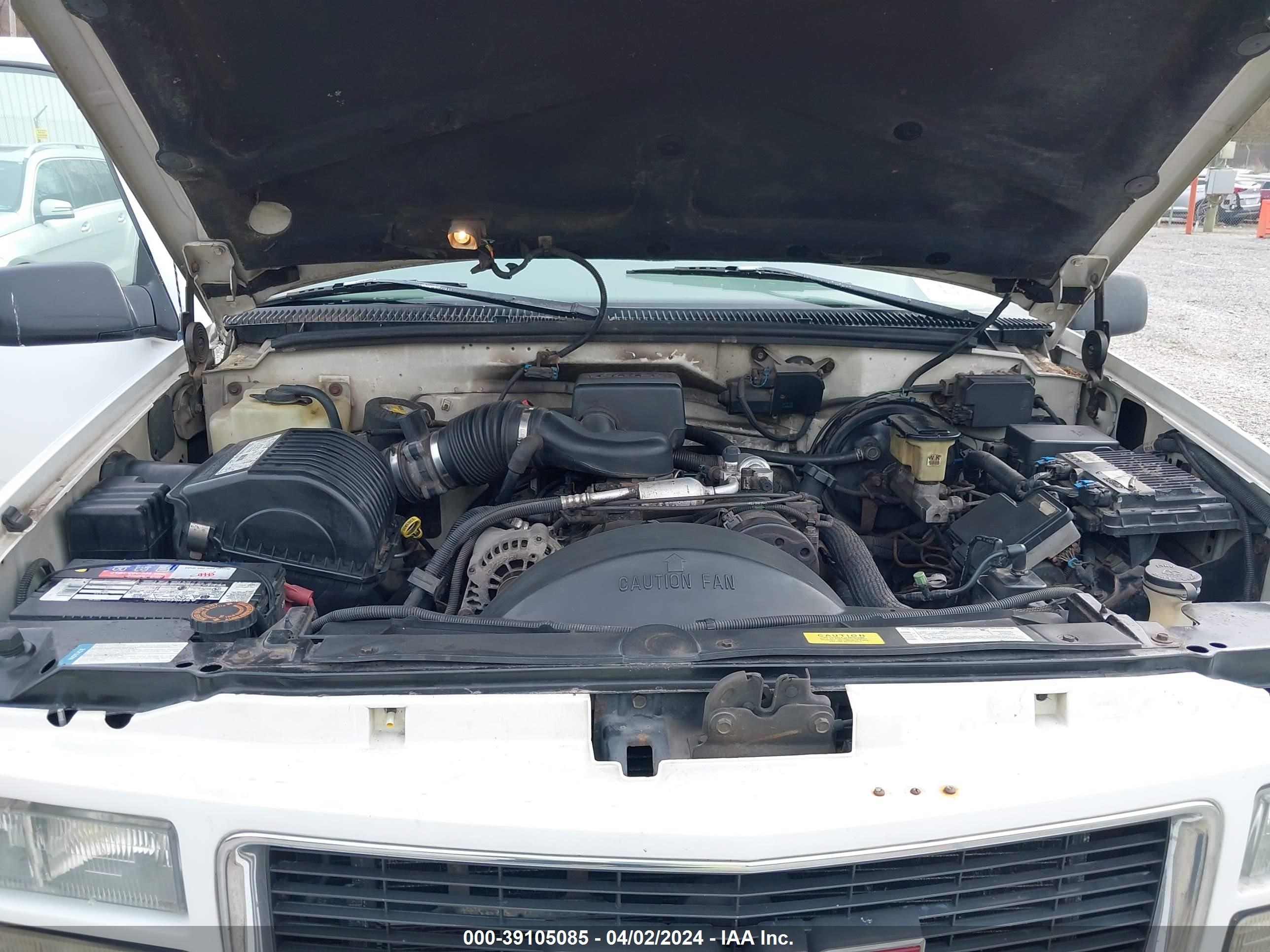 Photo 9 VIN: 1GTGK29R4WE517027 - GMC NULL 