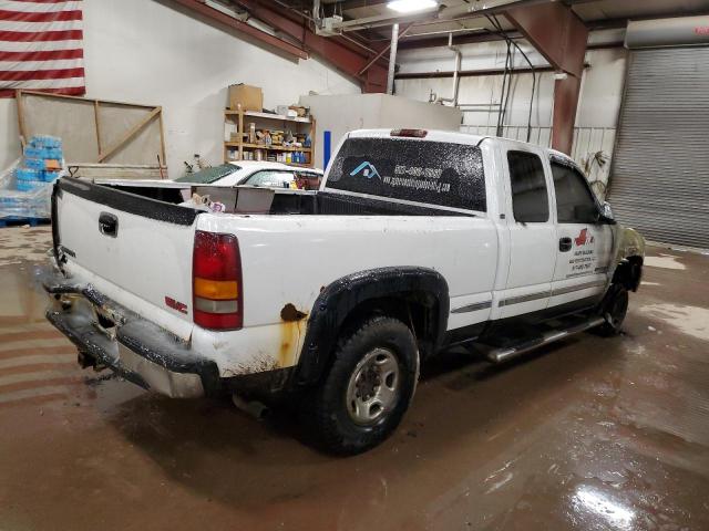 Photo 2 VIN: 1GTGK29U12Z180209 - GMC SIERRA 