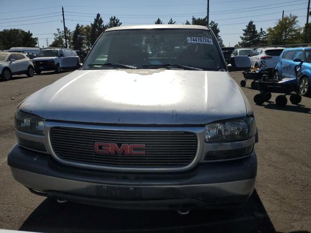 Photo 4 VIN: 1GTGK29U6YZ105692 - GMC NEW SIERRA 