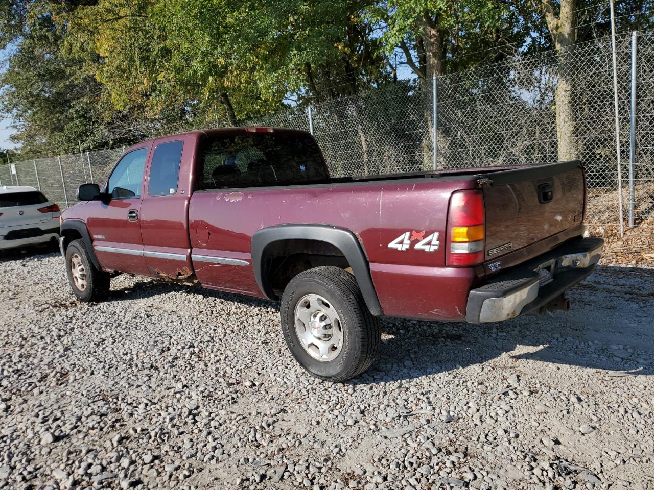 Photo 1 VIN: 1GTGK29U9XE552474 - GMC SIERRA 