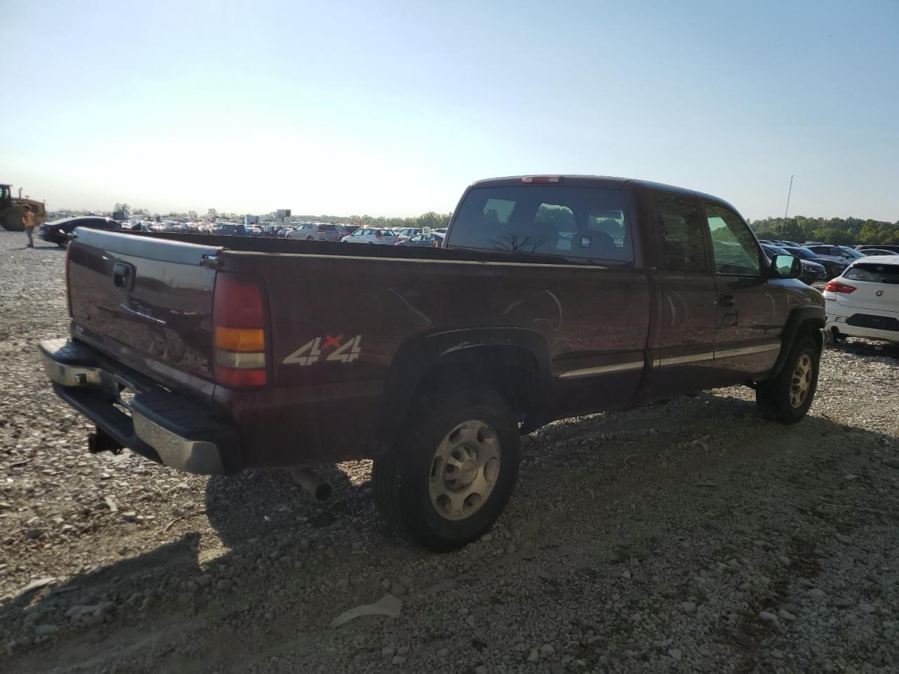 Photo 2 VIN: 1GTGK29U9XE552474 - GMC SIERRA 