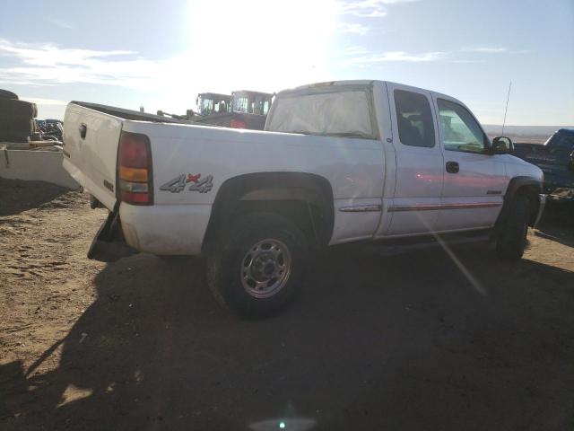 Photo 2 VIN: 1GTGK29UXYZ142485 - GMC NEW SIERRA 