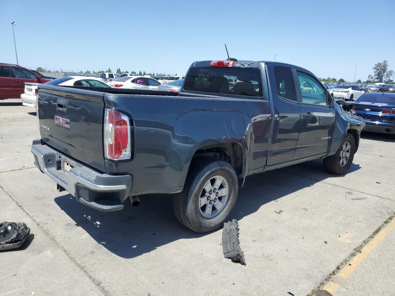 Photo 2 VIN: 1GTH5AE34F1157112 - GMC CANYON 