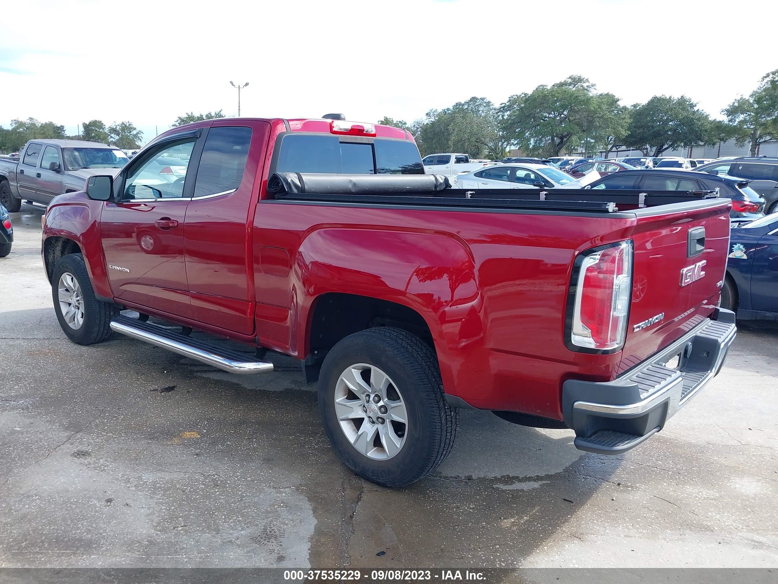 Photo 2 VIN: 1GTH5CEN2H1172238 - GMC CANYON 