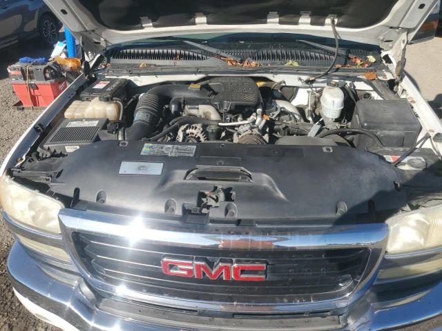 Photo 10 VIN: 1GTHC23275F938231 - GMC SIERRA C25 