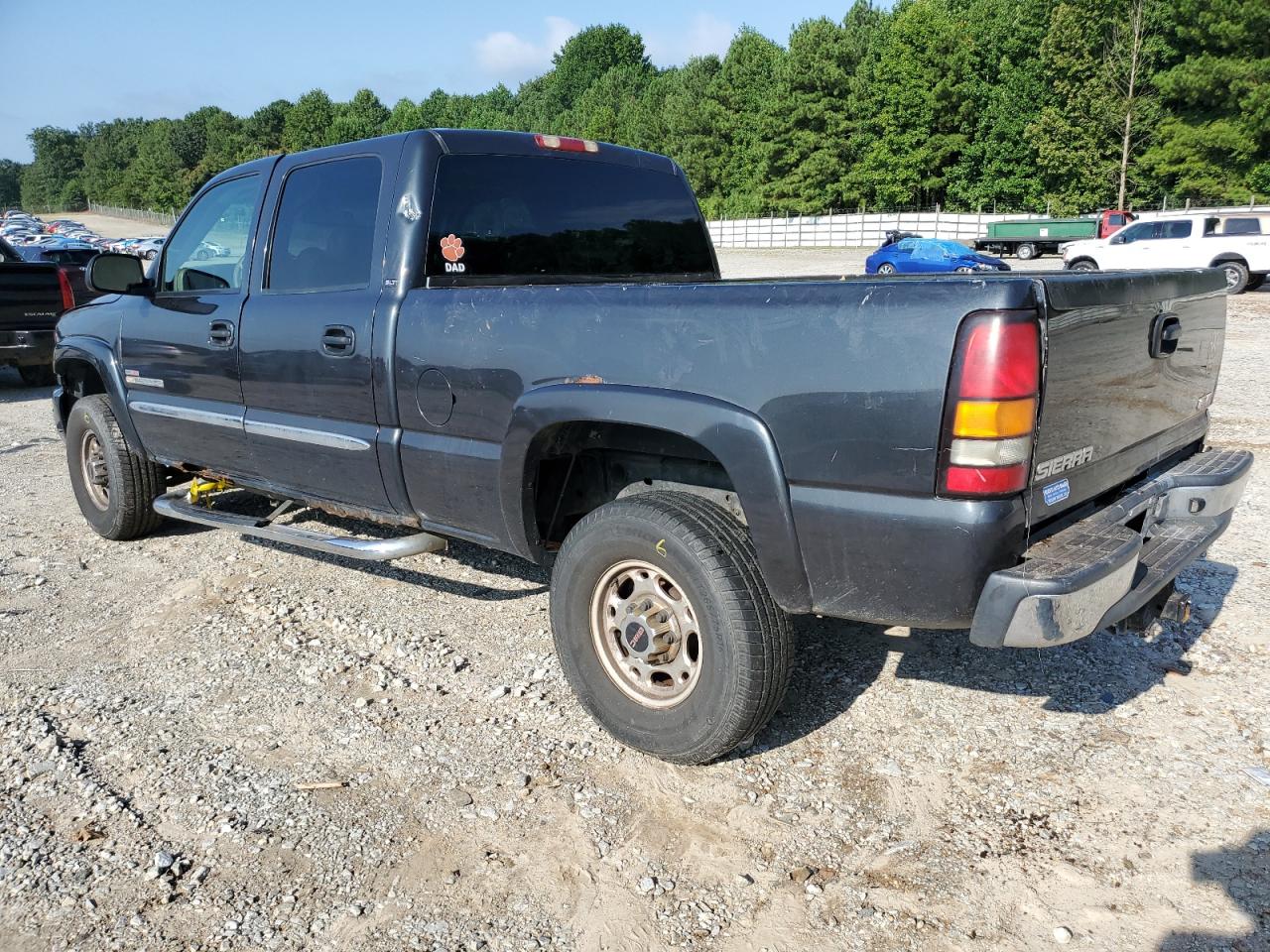 Photo 1 VIN: 1GTHC23284F242511 - GMC SIERRA 