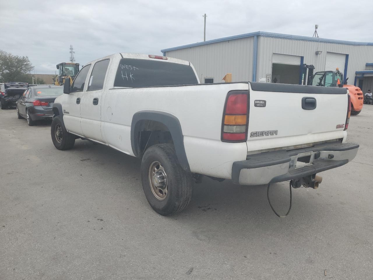 Photo 1 VIN: 1GTHC23D67F144177 - GMC SIERRA 