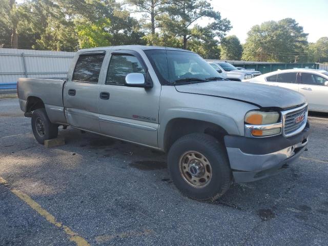 Photo 3 VIN: 1GTHC23U11F166627 - GMC SIERRA 