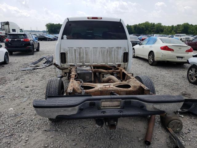 Photo 5 VIN: 1GTHC23U12F152597 - GMC SIERRA C25 