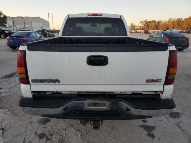 Photo 5 VIN: 1GTHC23U84F216749 - GMC SIERRA C25 