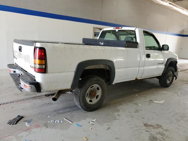 Photo 2 VIN: 1GTHC24275E233546 - GMC SIERRA 