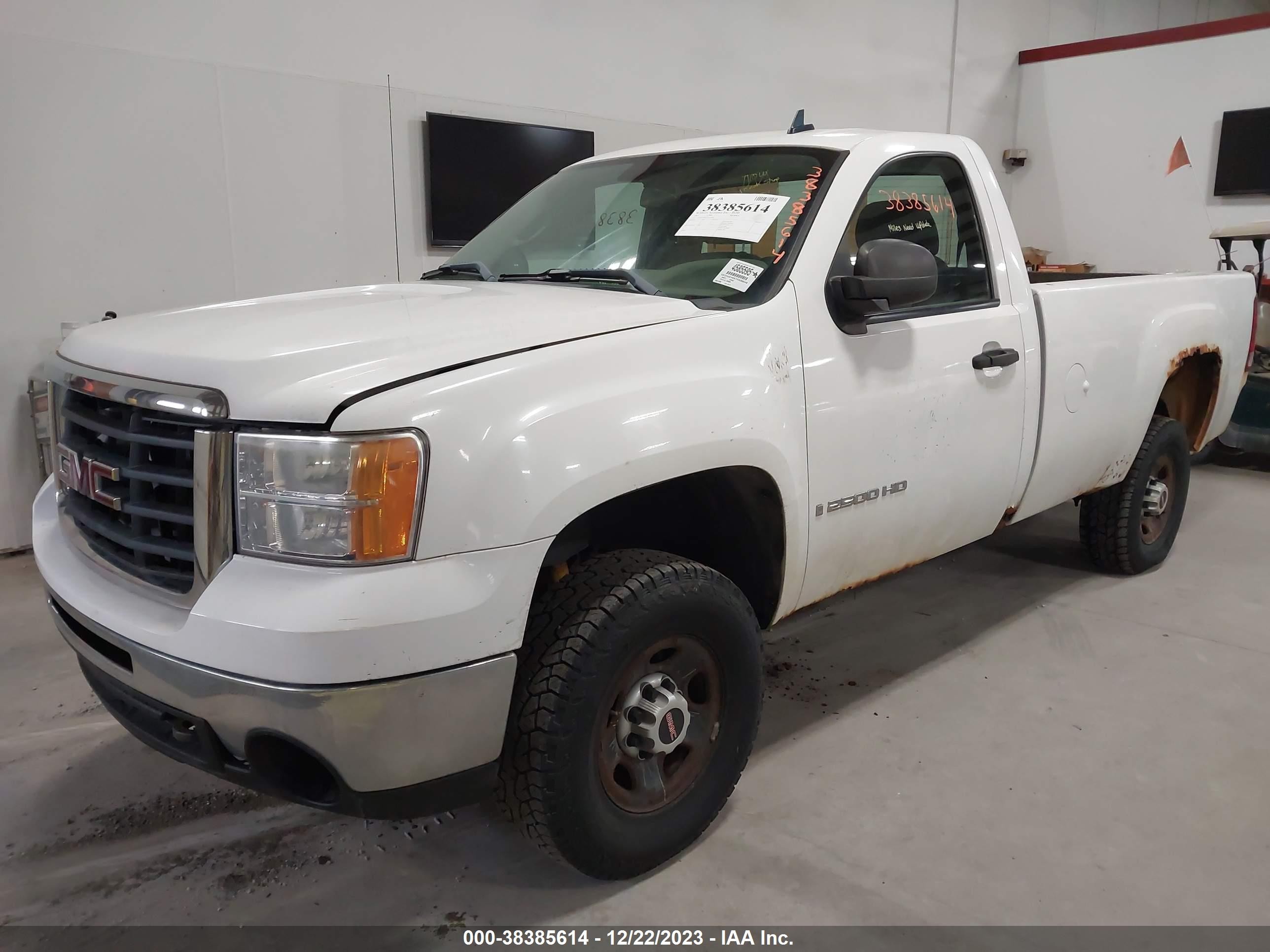 Photo 1 VIN: 1GTHC24K57E535548 - GMC SIERRA 