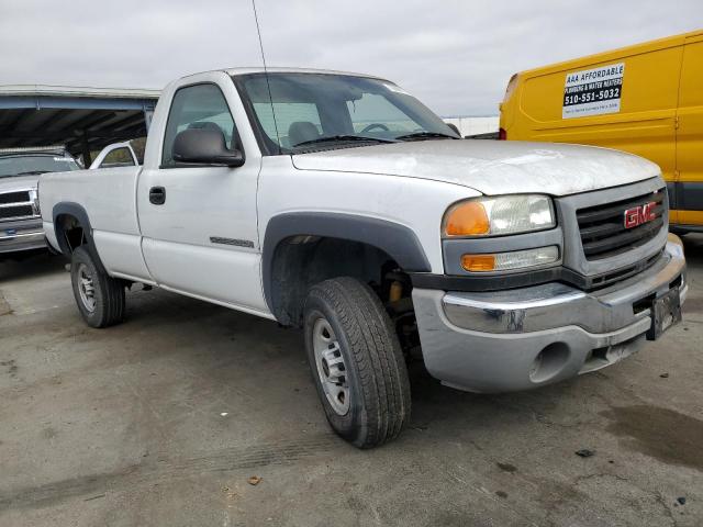 Photo 3 VIN: 1GTHC24U54E269235 - GMC SIERRA C25 