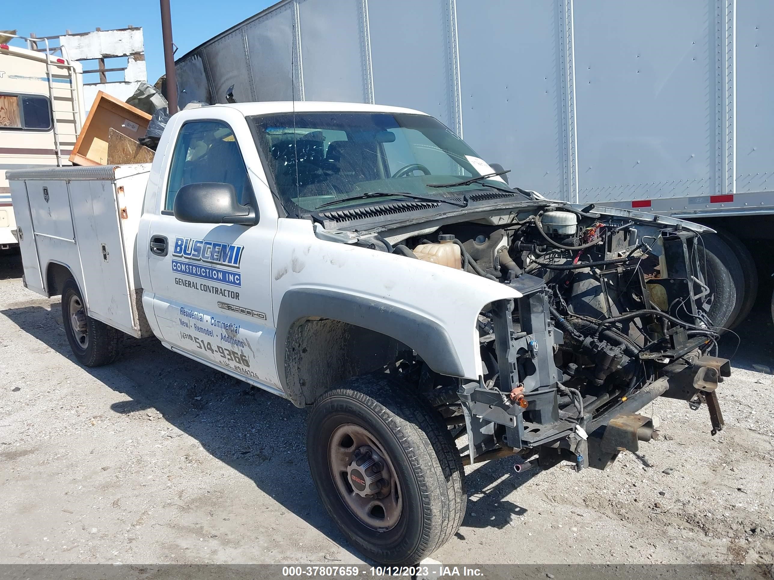 Photo 0 VIN: 1GTHC24UX3E341769 - GMC SIERRA 