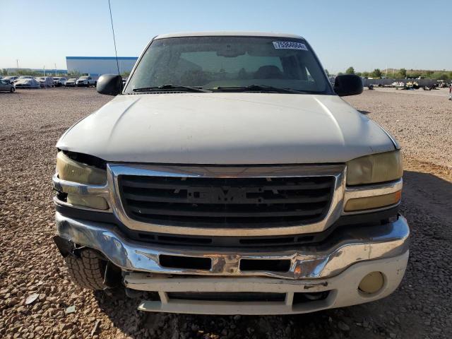 Photo 4 VIN: 1GTHC29173E377059 - GMC SIERRA C25 