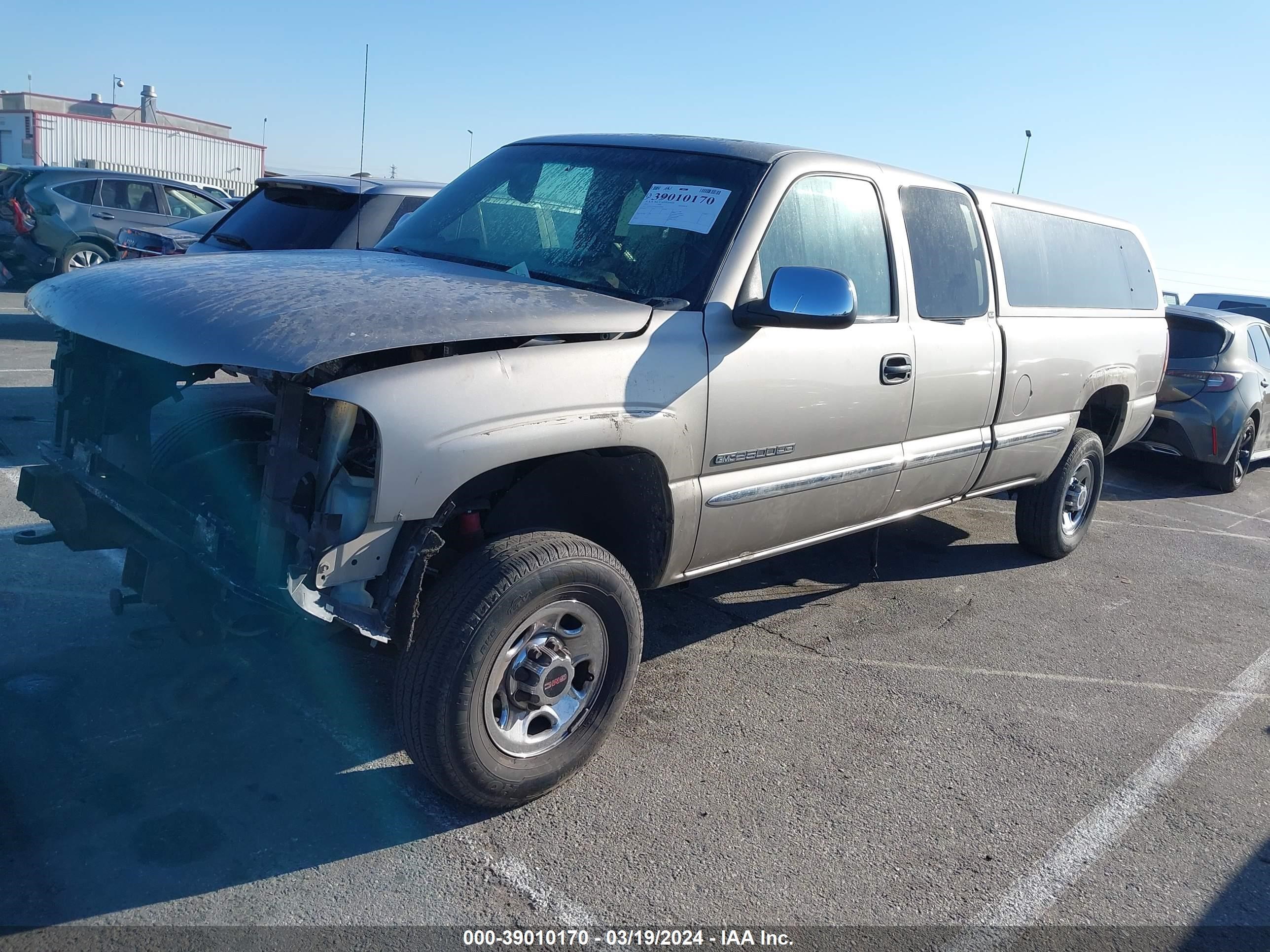 Photo 1 VIN: 1GTHC29GX1E339603 - GMC SIERRA 