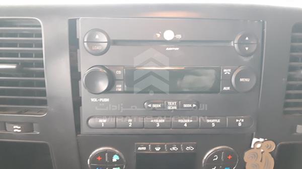 Photo 18 VIN: 1GTHC29K38E120531 - GMC SIERRA 