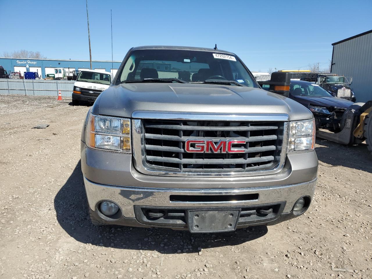 Photo 4 VIN: 1GTHC29K48E146457 - GMC SIERRA 