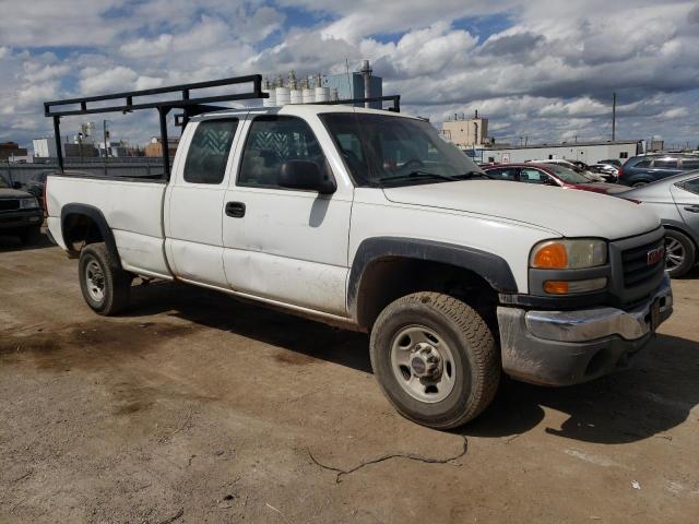 Photo 3 VIN: 1GTHC29U24E240378 - GMC SIERRA C25 