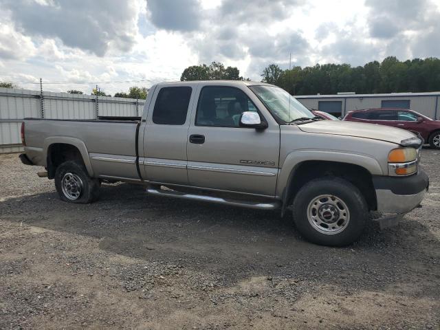 Photo 3 VIN: 1GTHC29U51E160777 - GMC SIERRA C25 