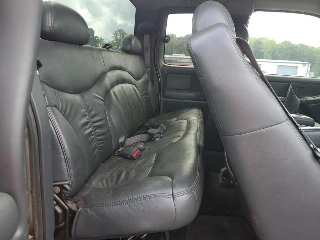 Photo 9 VIN: 1GTHC29U51E160777 - GMC SIERRA C25 