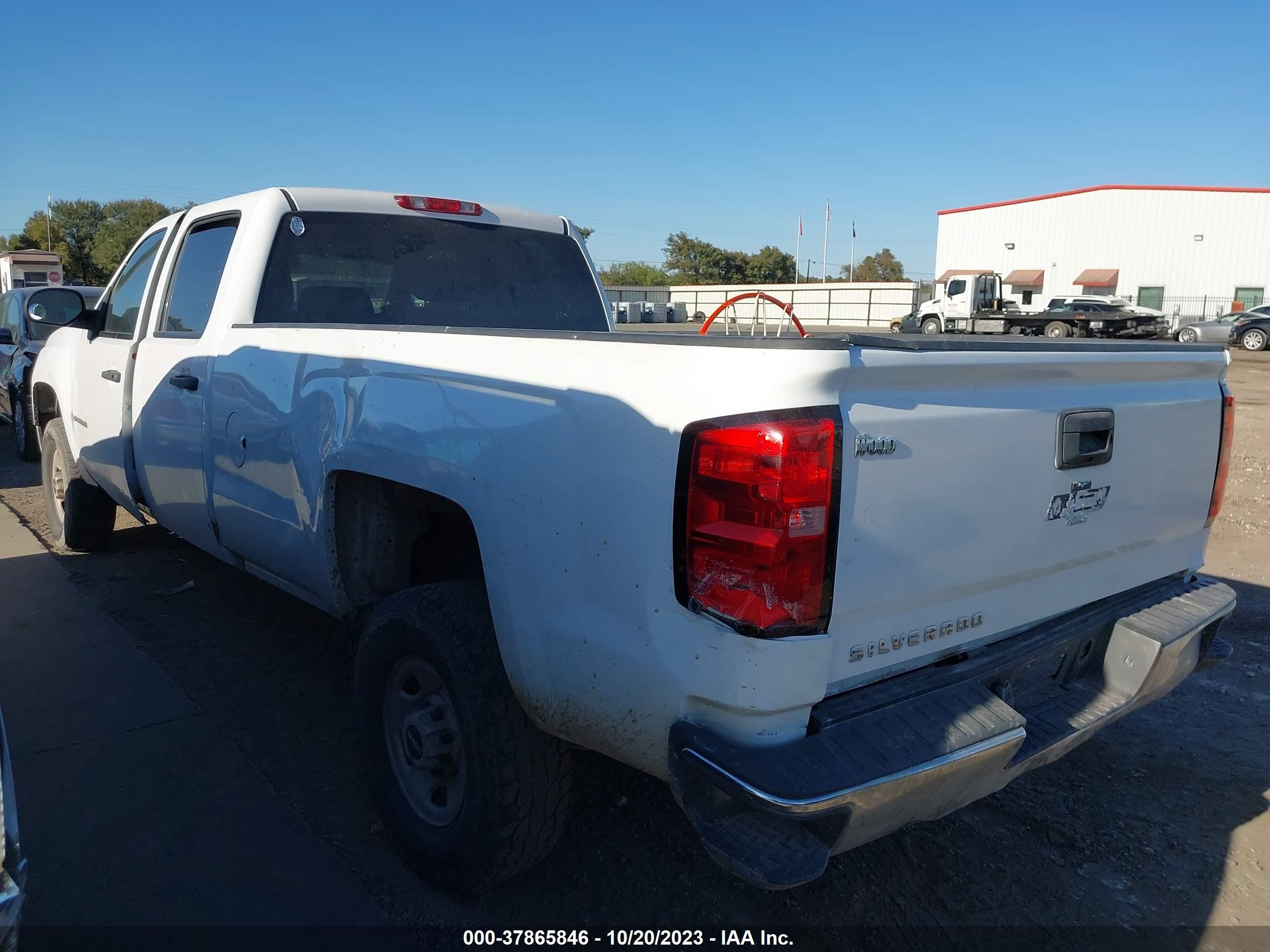 Photo 2 VIN: 1GTHC43KX9F108814 - GMC SIERRA 