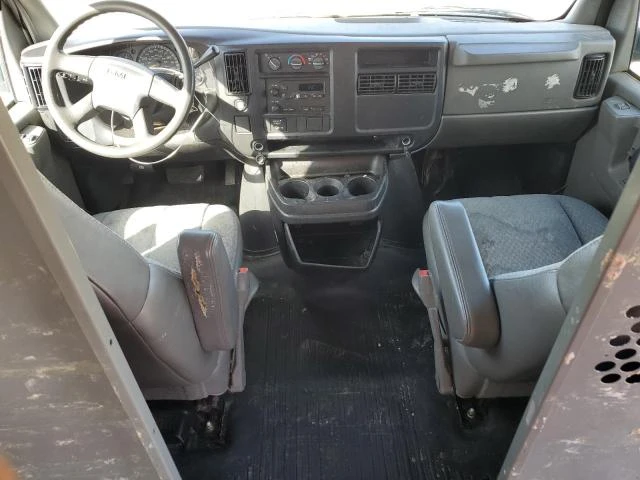 Photo 7 VIN: 1GTHG35V971120100 - GMC SAVANA G35 