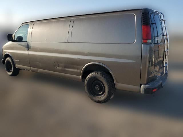 Photo 1 VIN: 1GTHG39R521156470 - GMC SAVANA 