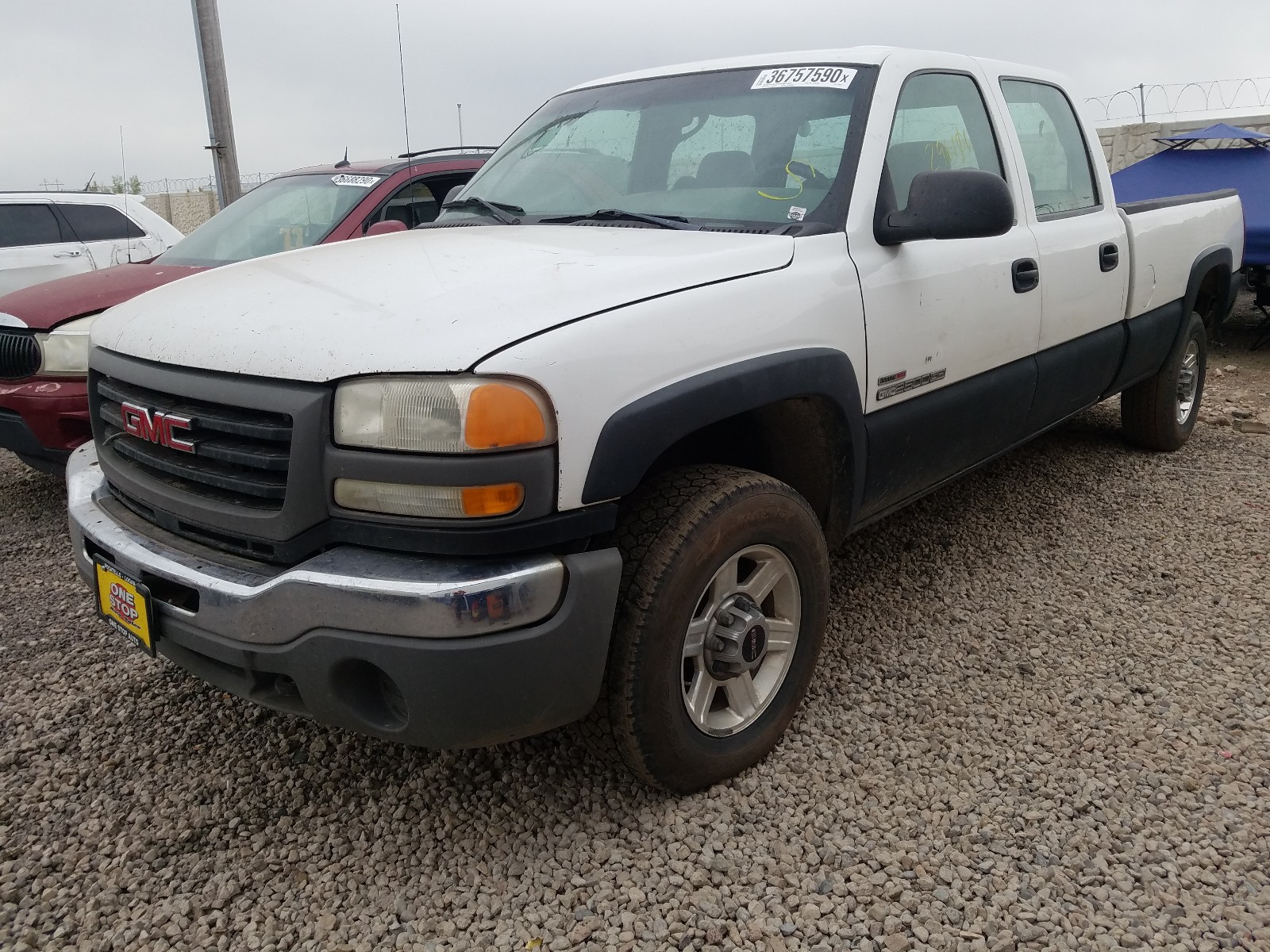 Photo 1 VIN: 1GTHK23103F209737 - GMC SIERRA K25 