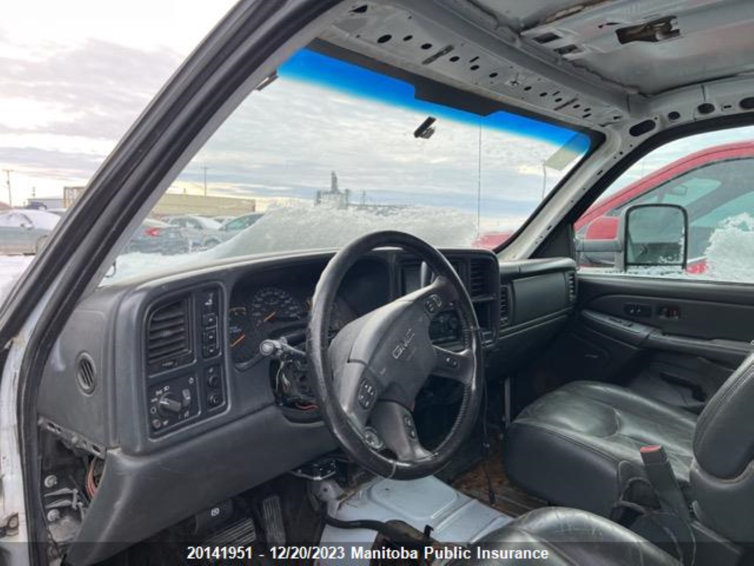 Photo 4 VIN: 1GTHK23123F144387 - GMC SIERRA 