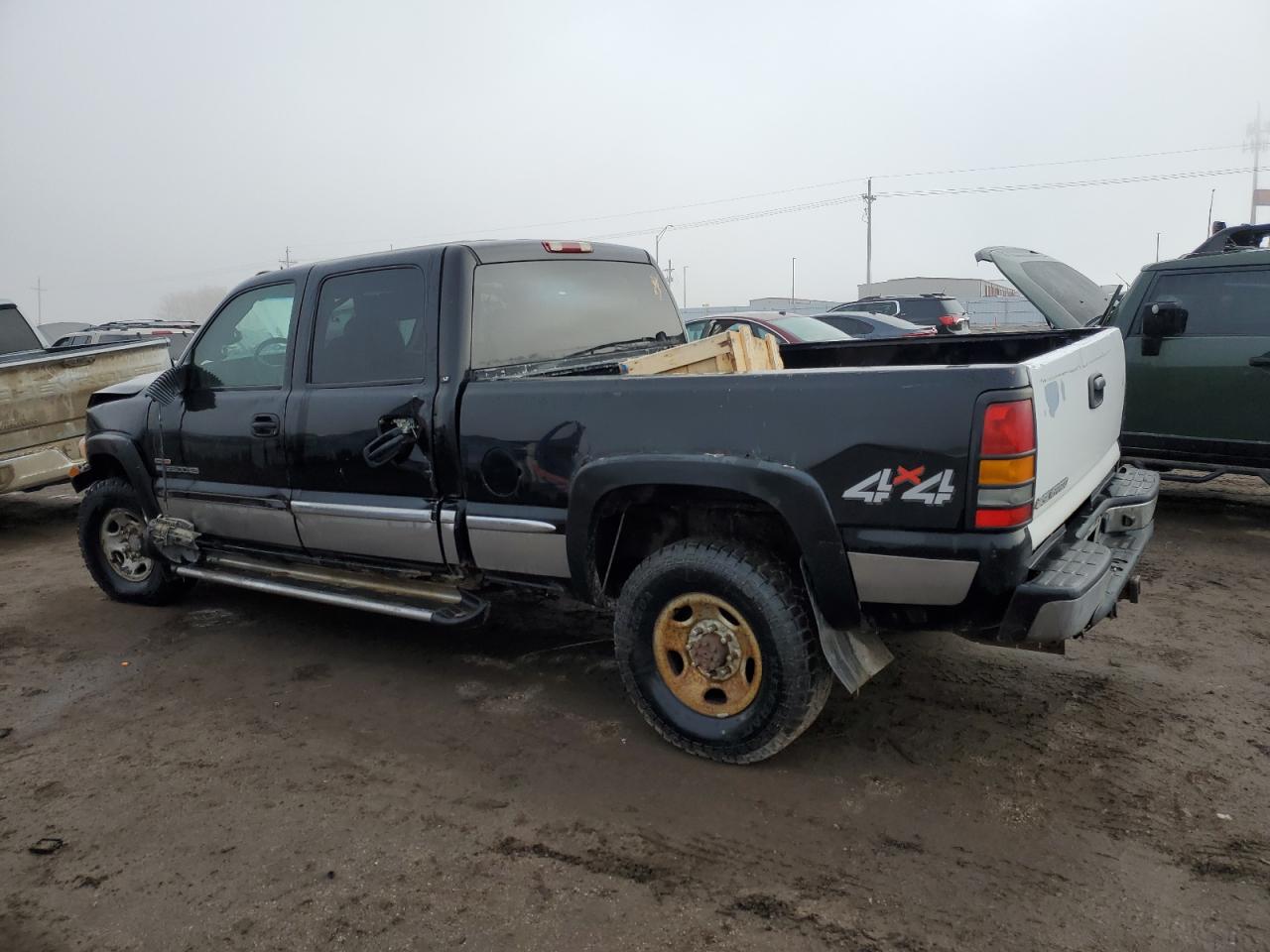 Photo 1 VIN: 1GTHK23152F181013 - GMC SIERRA 