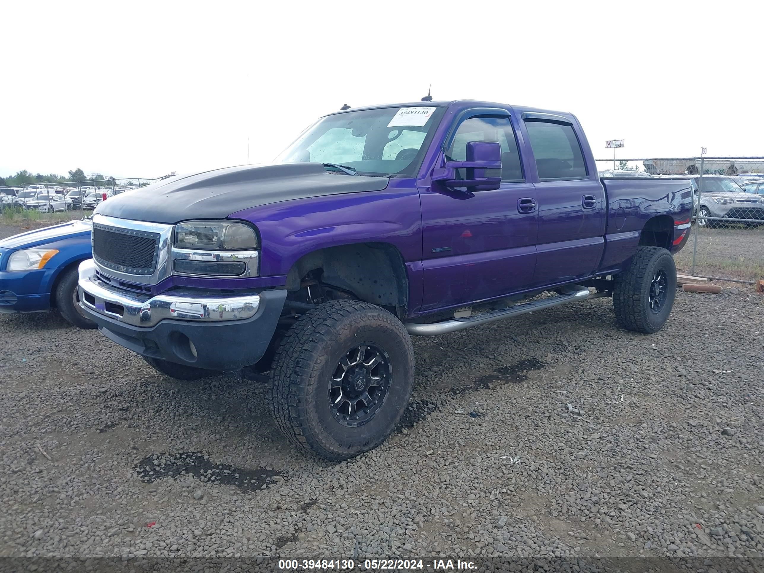 Photo 1 VIN: 1GTHK23153F237470 - GMC SIERRA 