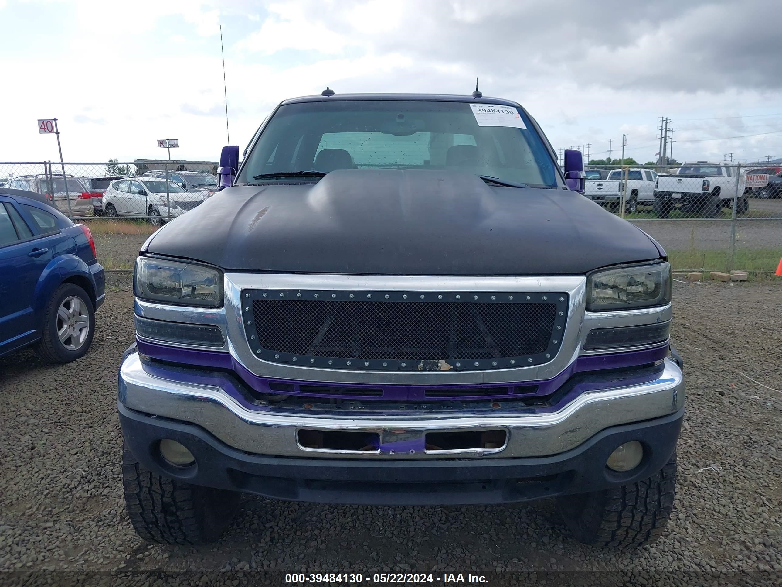 Photo 11 VIN: 1GTHK23153F237470 - GMC SIERRA 