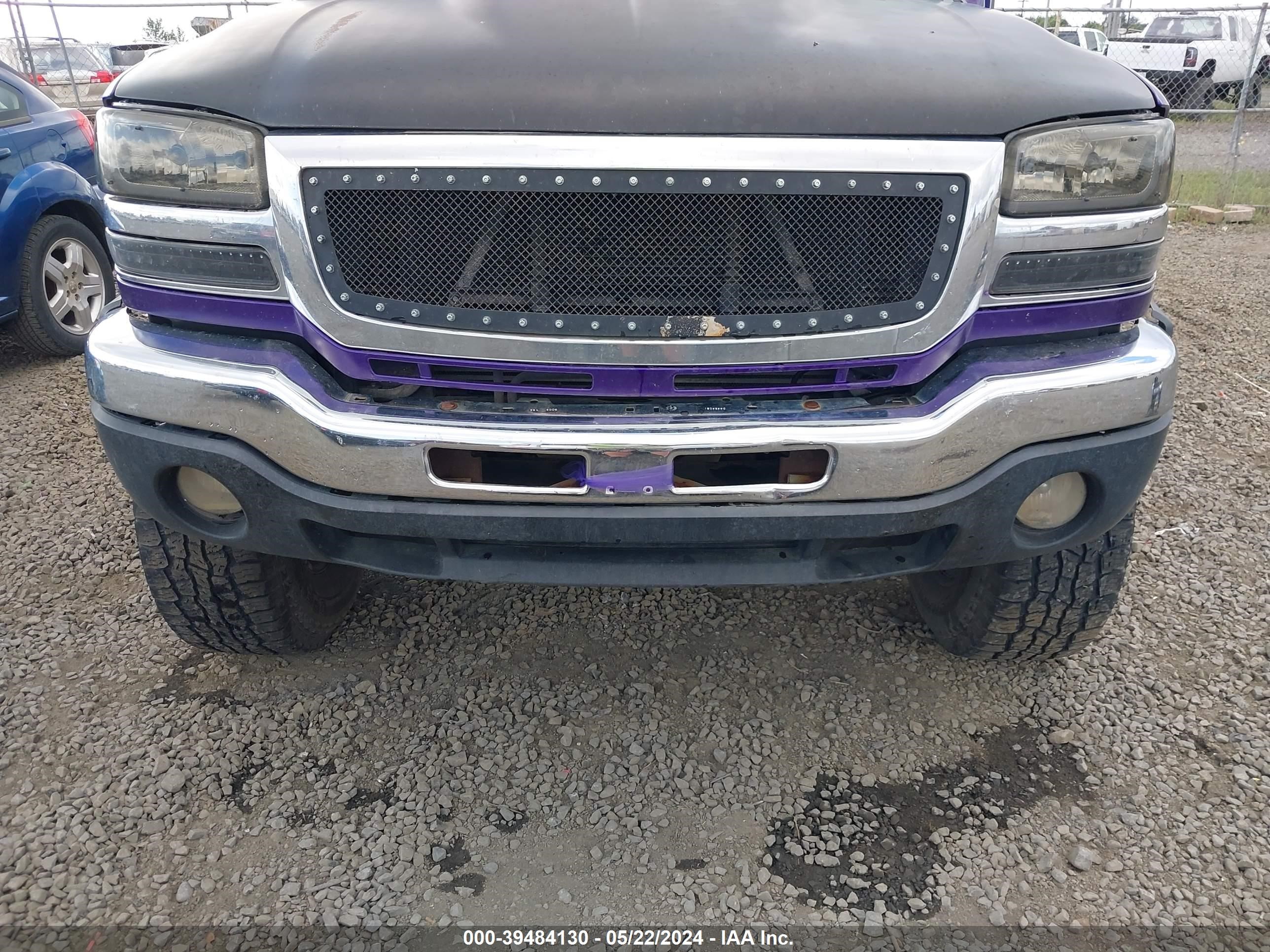 Photo 5 VIN: 1GTHK23153F237470 - GMC SIERRA 