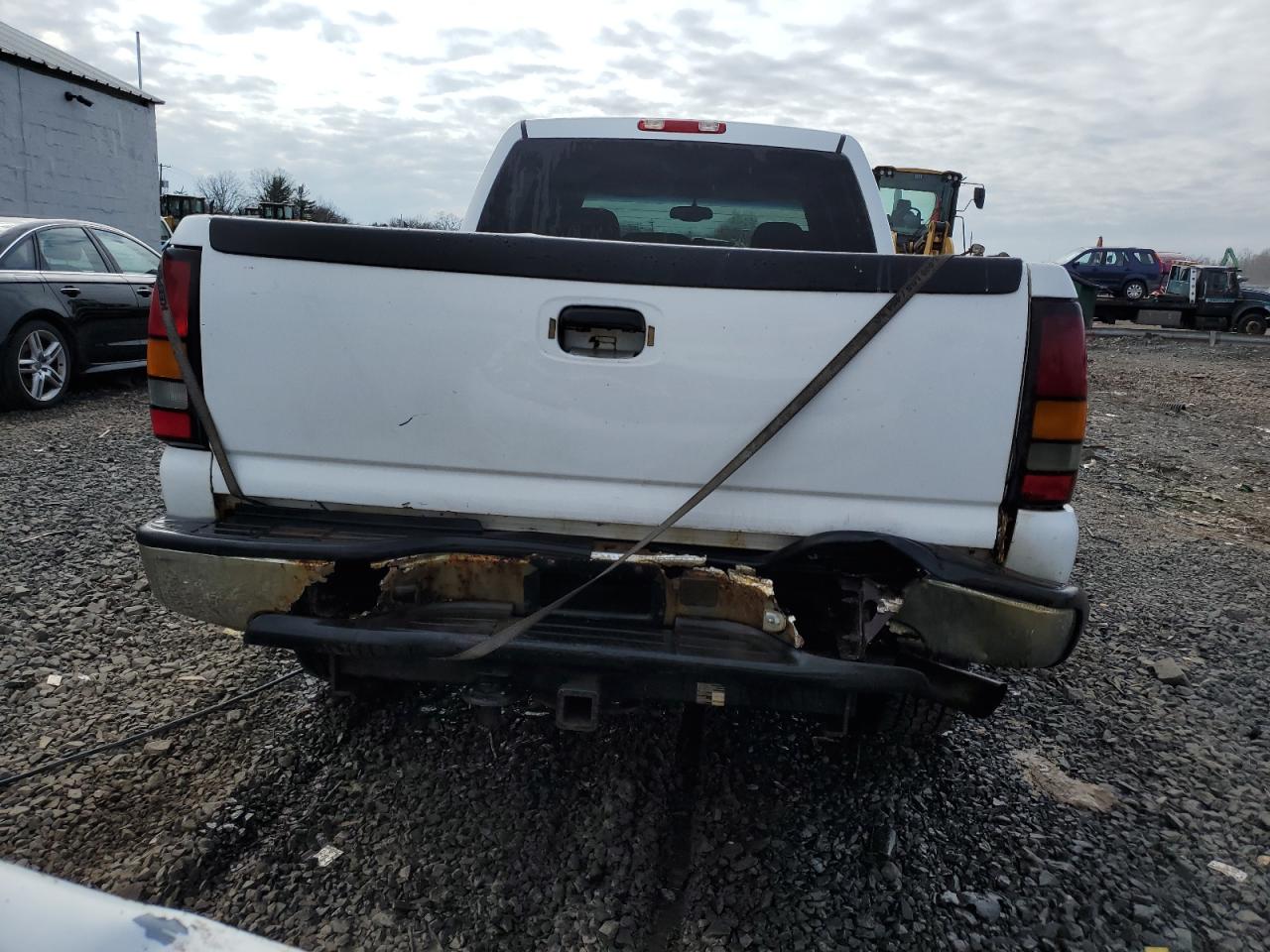 Photo 5 VIN: 1GTHK23154F171018 - GMC SIERRA 