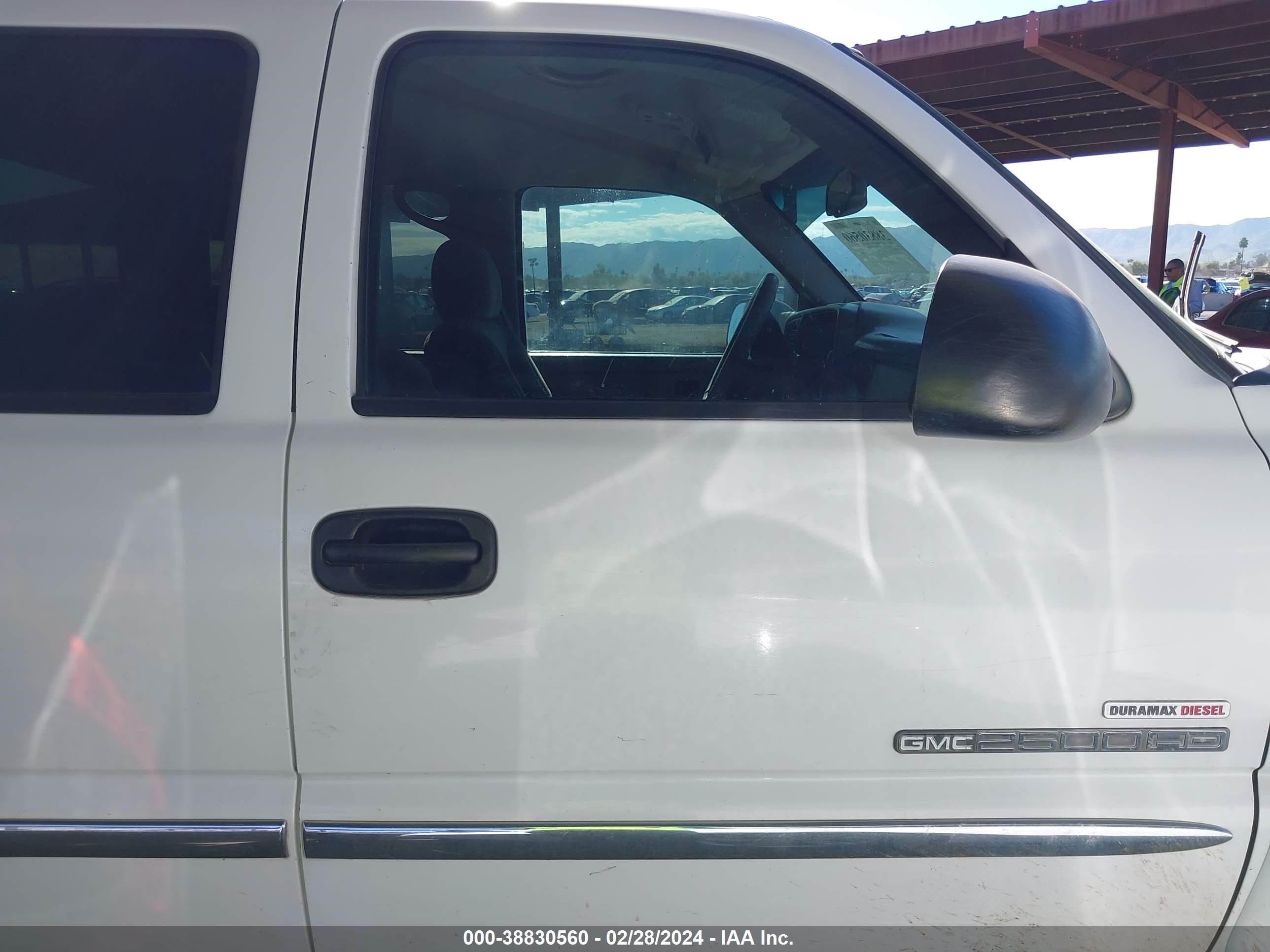 Photo 12 VIN: 1GTHK23164F133524 - GMC SIERRA 