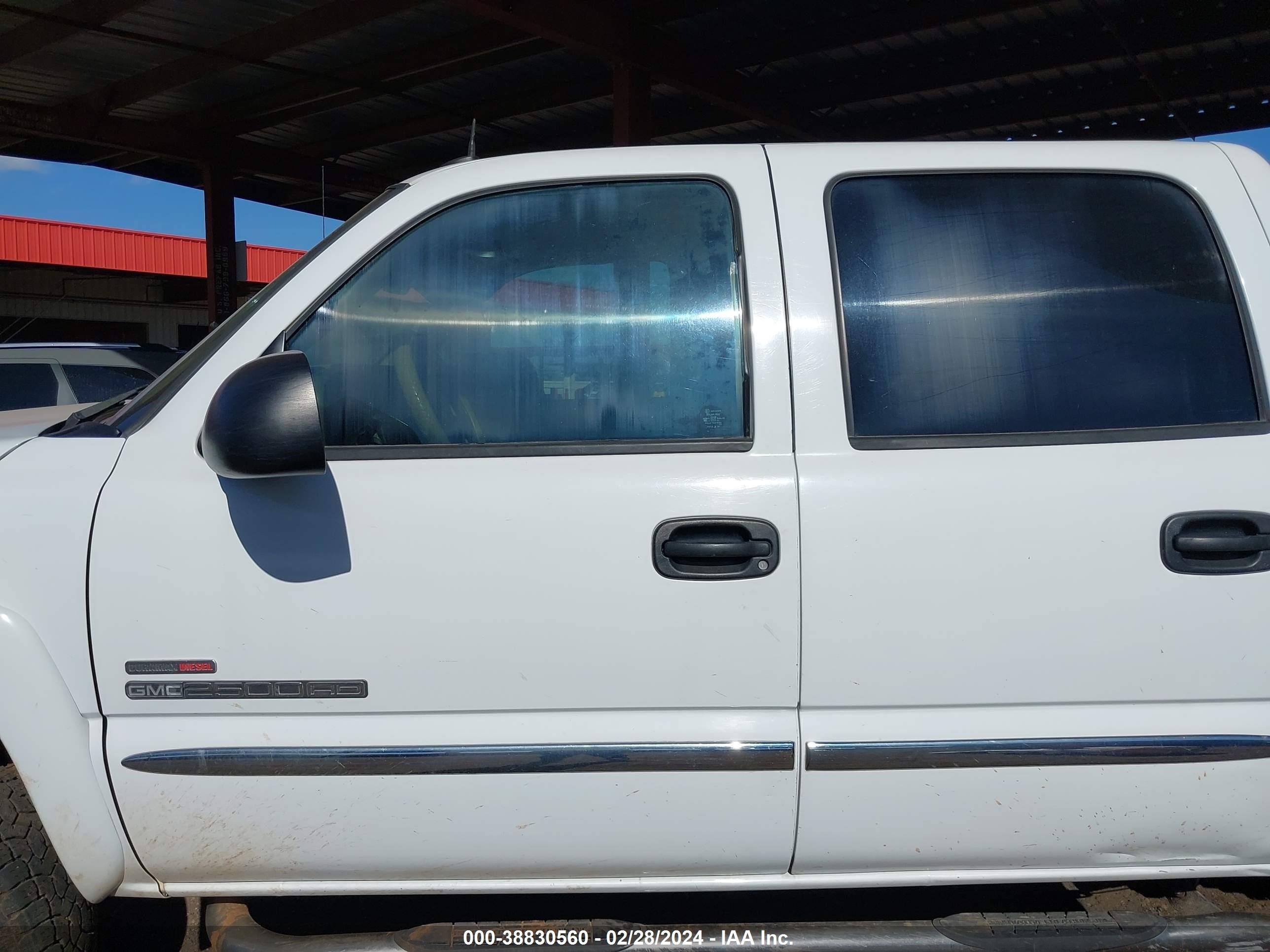 Photo 13 VIN: 1GTHK23164F133524 - GMC SIERRA 