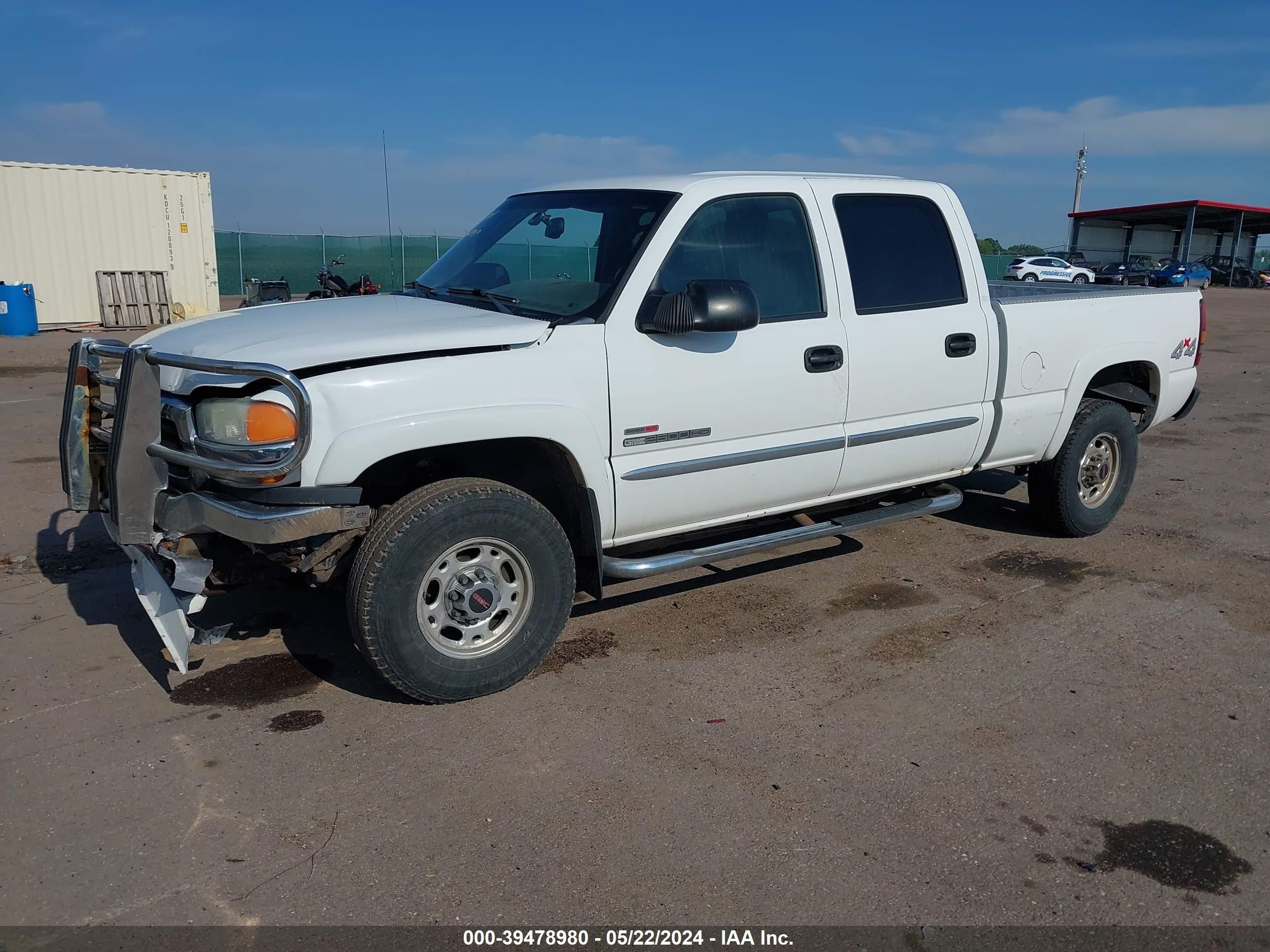 Photo 1 VIN: 1GTHK23194F121383 - GMC SIERRA 