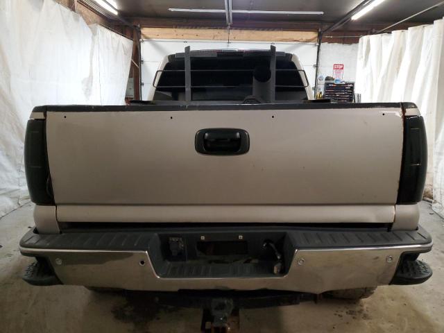 Photo 5 VIN: 1GTHK231X4F141111 - GMC SIERRA 