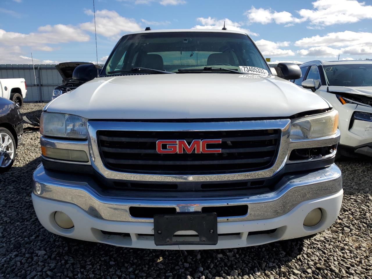 Photo 5 VIN: 1GTHK23205F909009 - GMC SIERRA 