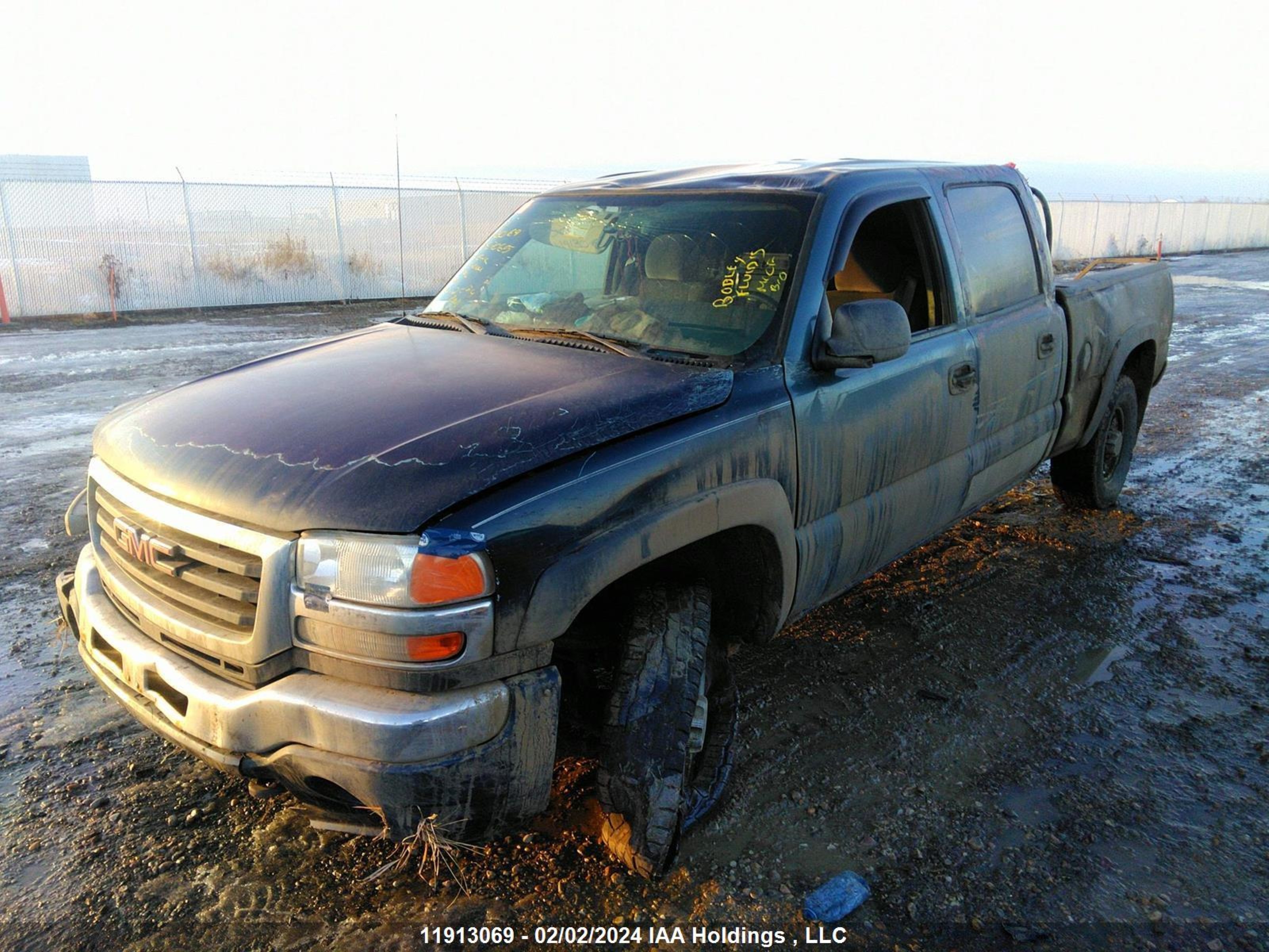 Photo 1 VIN: 1GTHK23215F857065 - GMC SIERRA 