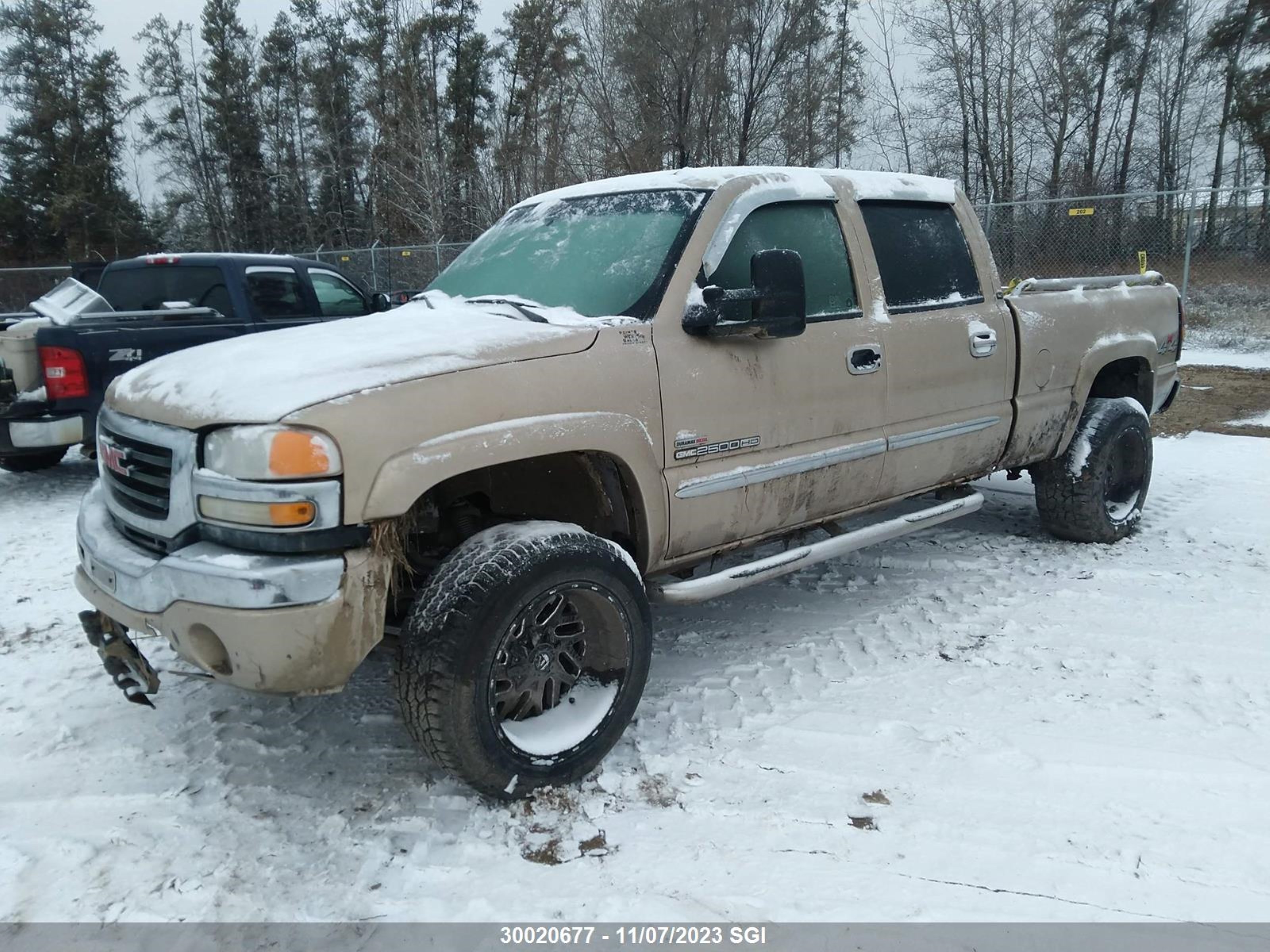 Photo 1 VIN: 1GTHK23225F873355 - GMC SIERRA 