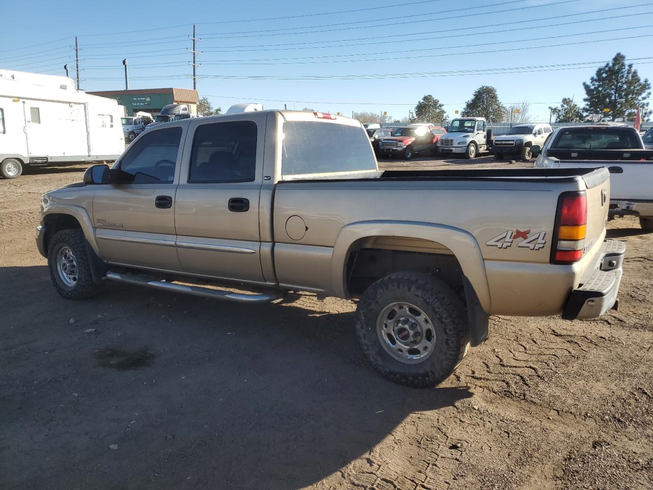 Photo 1 VIN: 1GTHK23235F857200 - GMC SIERRA 