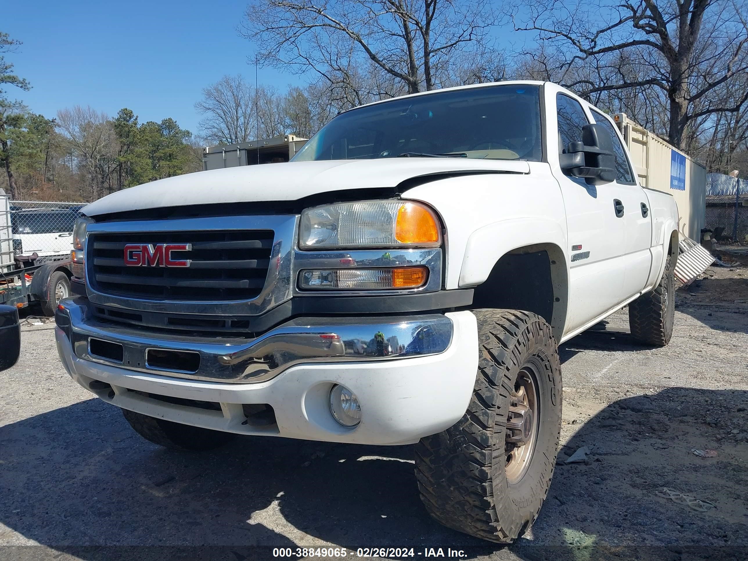 Photo 5 VIN: 1GTHK23245F830510 - GMC SIERRA 