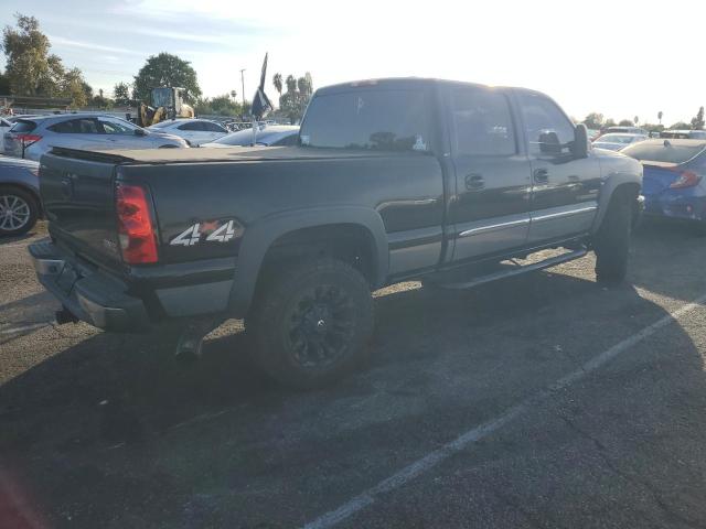 Photo 2 VIN: 1GTHK23245F968760 - GMC SIERRA 