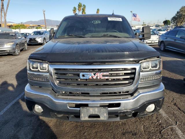 Photo 4 VIN: 1GTHK23245F968760 - GMC SIERRA 