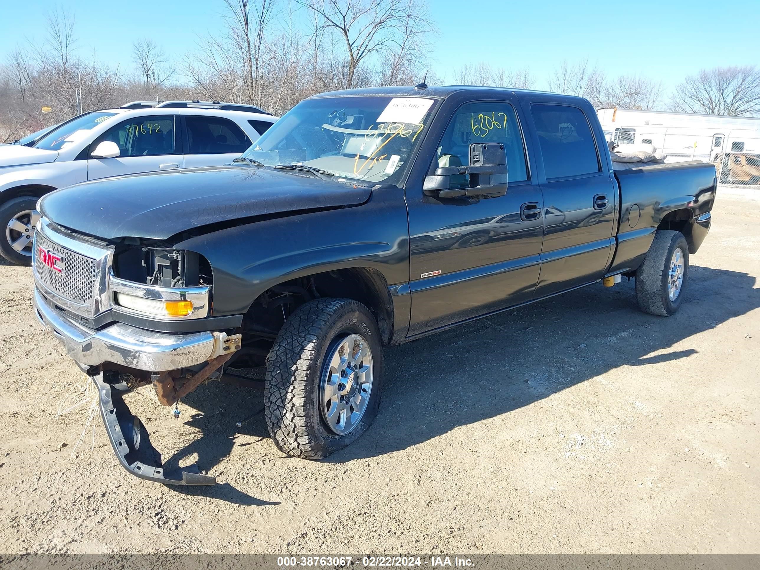 Photo 1 VIN: 1GTHK23254F252531 - GMC SIERRA 