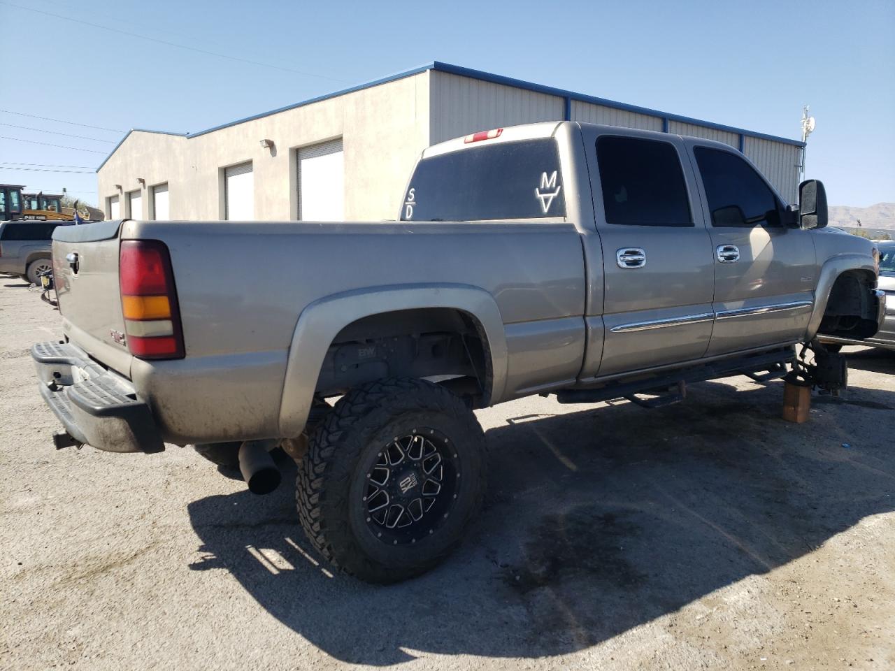 Photo 2 VIN: 1GTHK23266F132322 - GMC SIERRA 