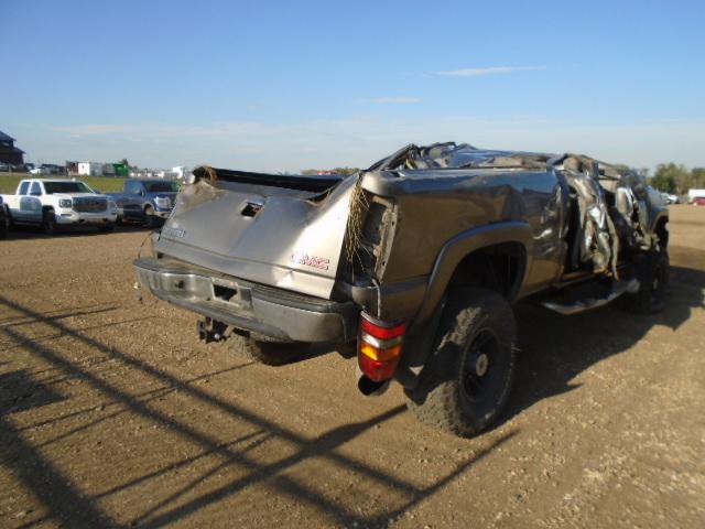 Photo 3 VIN: 1GTHK23276F109485 - GMC SIERRA K25 